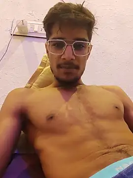 Snapshot of kaushikhotty chatting on June 2026 10:13:02 AM kaushikhotty online show from June 2026 10:13:02 AM