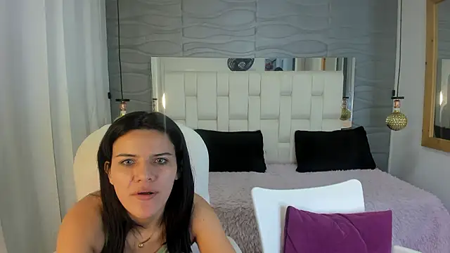 Veyra sereny online show from March 2026 10:58:01 PM