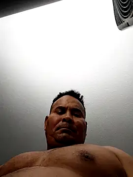 Snapshot of DriedupPharos chatting on February 2026 11:27:02 AM DriedupPharos online show from February 2026 11:27:02 AM