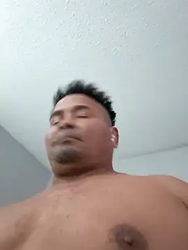 Snapshot of DriedupPharos chatting on April 2026 03:02:01 AM DriedupPharos online show from April 2026 03:02:01 AM