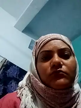 Snapshot of Anushka_Singh0 chatting on February 2026 02:18:01 AM Anushka Singh0 online show from February 2026 02:18:01 AM