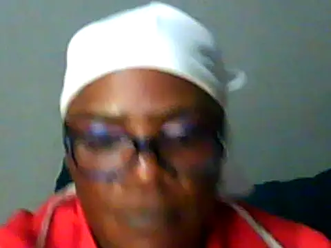 Snapshot of CASSANDRASTONE46xxx chatting on February 2026 06:39:02 PM CASSANDRASTONE46xxx online show from February 2026 06:39:02 PM