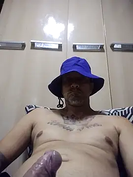 Snapshot of Arteiroelo chatting on February 2026 08:30:01 PM Arteiroelo online show from February 2026 08:30:01 PM