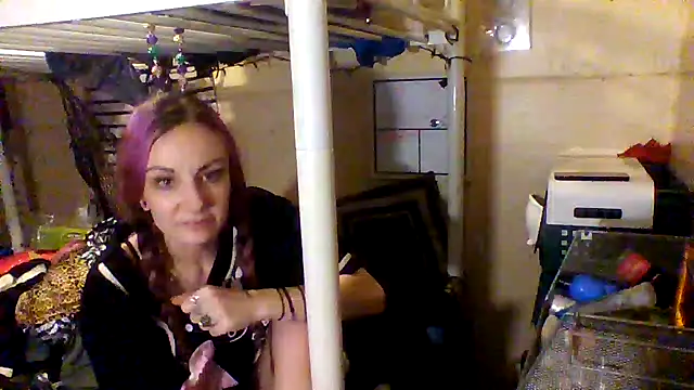 Snapshot of issyamazin chatting on March 2026 10:59:02 PM issyamazin online show from March 2026 10:59:02 PM