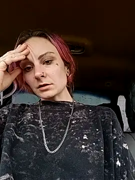 Snapshot of issyamazin chatting on March 2026 07:35:01 PM issyamazin online show from March 2026 07:35:01 PM