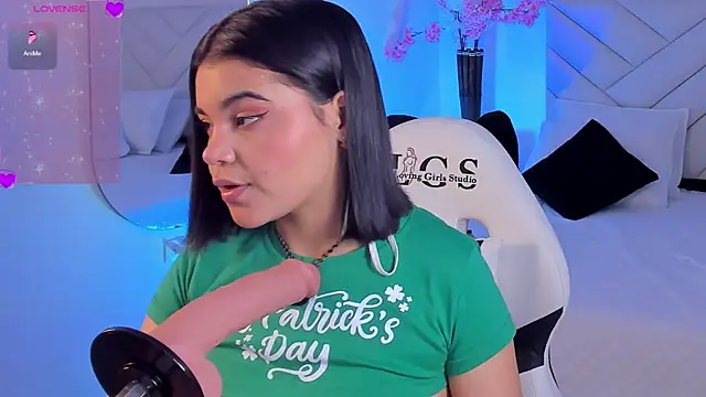Rose jener06 online show from July 2026 11:31:01 PM
