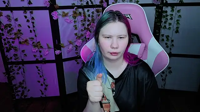 kitsune little online show from May 2026 10:36:01 PM