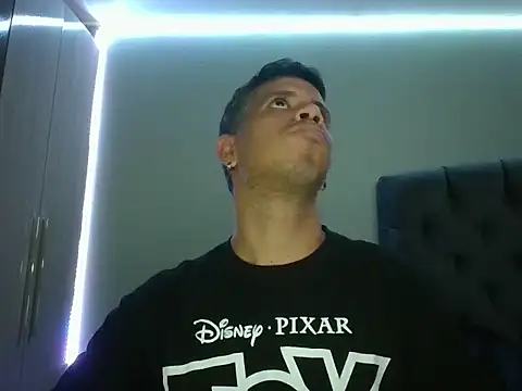 Snapshot of WILD_BIGCOCK35 chatting on February 2026 12:12:01 AM WILD BIGCOCK35 online show from February 2026 12:12:01 AM