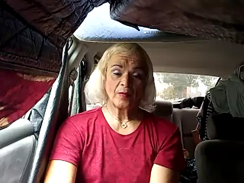 dustbunny64 online show from May 2026 05:51:01 PM