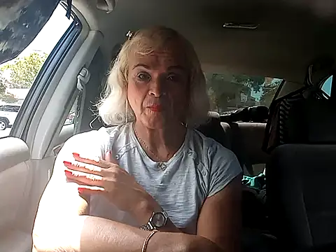 dustbunny64 online show from May 2026 06:06:01 PM