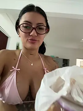 Roma xxx online show from May 2026 06:36:02 PM
