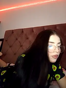 Snapshot of Gatita_Only17 chatting on February 2026 01:45:01 AM Gatita Only17 online show from February 2026 01:45:01 AM