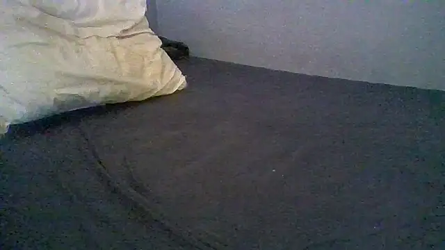 Snapshot of BonneQueueBonjour chatting on May 2026 03:48:01 AM BonneQueueBonjour online show from May 2026 03:48:01 AM