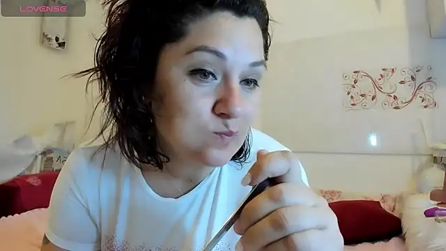 EVELYNA88 online show from July 2026 08:19:02 AM
