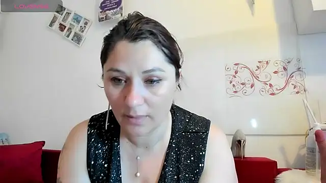 EVELYNA88 online show from July 2026 10:06:02 AM
