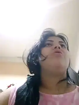 Snapshot of CubanaCulonaxxx chatting on February 2026 11:49:02 PM CubanaCulonaxxx online show from February 2026 11:49:02 PM