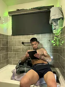 Snapshot of freaknine69 chatting on February 2026 10:41:02 PM freaknine69 online show from February 2026 10:41:02 PM