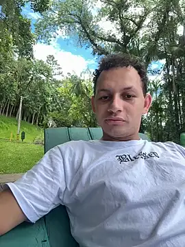 Enzogabrielll0501 online show from February 2026 03:41:02 PM