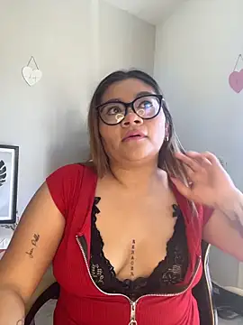 Snapshot of ludmila_x chatting on February 2026 10:28:02 PM ludmila x online show from February 2026 10:28:02 PM