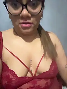 Snapshot of ludmila_x chatting on February 2026 02:30:01 AM ludmila x online show from February 2026 02:30:01 AM