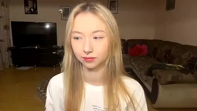 PinkTraible online show from March 2026 11:14:01 AM