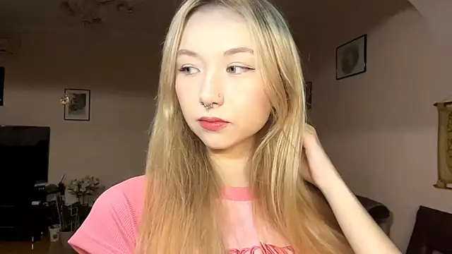 PinkTraible online show from April 2026 11:15:01 AM