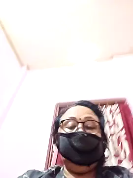 Hot-Mou11 online show from April 2026 05:16:01 AM