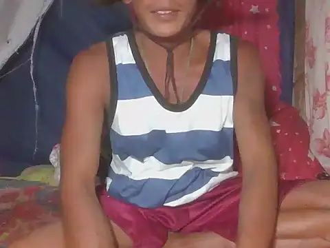 Snapshot of MorenoArwel chatting on February 2026 01:07:02 PM MorenoArwel online show from February 2026 01:07:02 PM