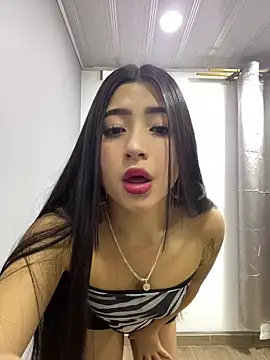 Snapshot of Miss_isakovaa chatting on February 2026 11:08:02 AM Miss isakovaa online show from February 2026 11:08:02 AM