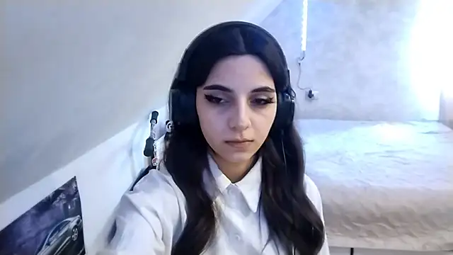 Blissmissataeses online show from April 2026 09:09:01 AM