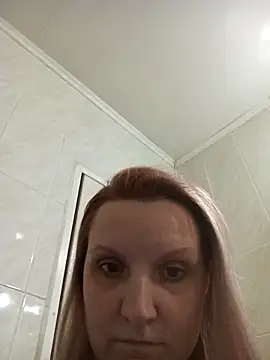 Snapshot of SusanGold9211 chatting on March 2026 09:12:01 AM SusanGold9211 online show from March 2026 09:12:01 AM