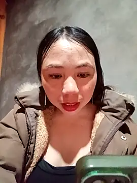 Snapshot of Pretty_girl_2 chatting on March 2026 12:32:01 PM Pretty girl 2 online show from March 2026 12:32:01 PM