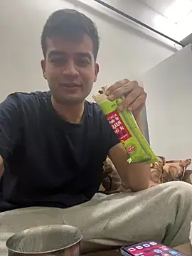 Snapshot of Can889988 chatting on March 2026 07:28:01 PM Can889988 online show from March 2026 07:28:01 PM