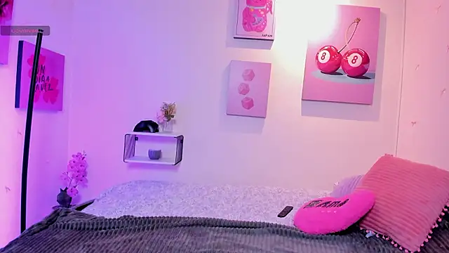 NaeniaDemon  online show from March 2026 03:33:01 AM