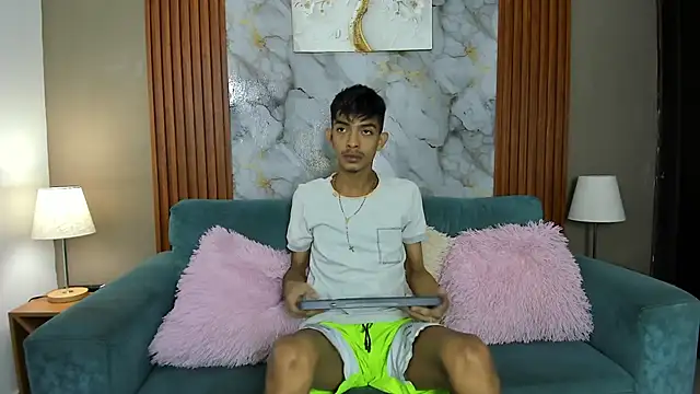 Snapshot of KITTY_BOSH chatting on March 2026 07:36:02 PM KITTY BOSH online show from March 2026 07:36:02 PM