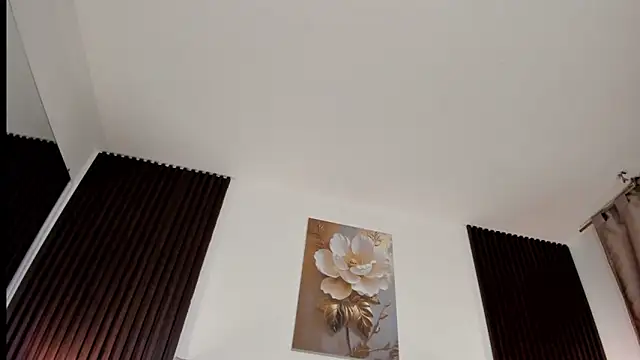  MiLa Dyva online show from May 2026 04:04:02 PM