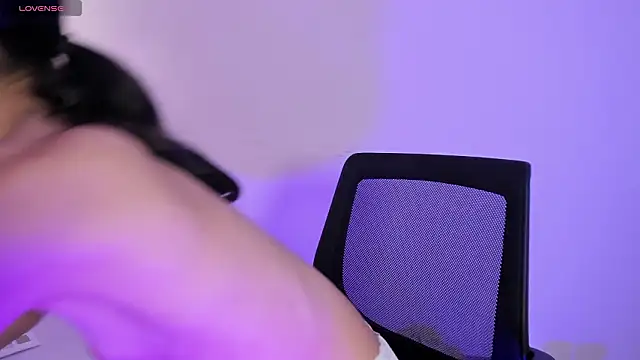 kitty foxxy online show from February 2026 01:33:02 PM