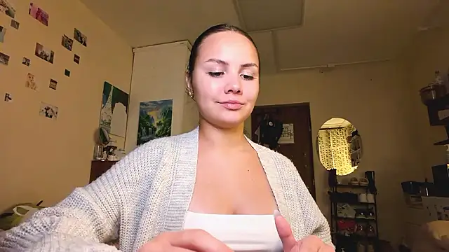 RebelLuna online show from February 2026 03:21:01 PM