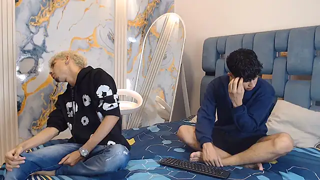 YOUNG BOYS HELL online show from May 2026 01:24:02 AM