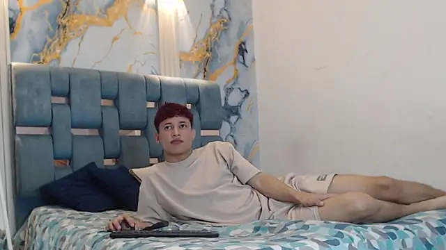 YOUNG BOYS HELL online show from June 2026 01:58:01 AM