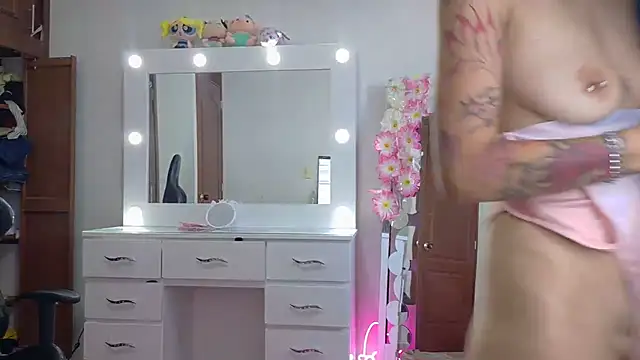 Mis Cersi online show from July 2026 06:14:02 PM