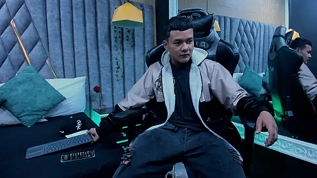 TylerGandi online show from February 2026 07:56:02 PM