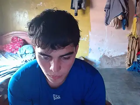 Snapshot of heiker__ chatting on March 2026 05:27:02 PM heiker online show from March 2026 05:27:02 PM