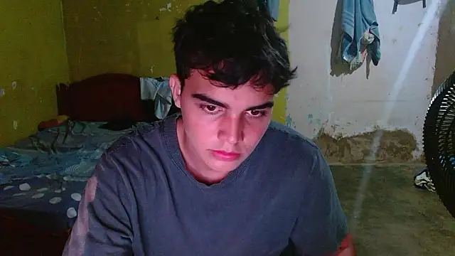 Snapshot of heiker__ chatting on March 2026 11:19:02 PM heiker online show from March 2026 11:19:02 PM