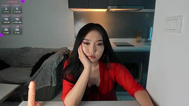 satoriluna online show from February 2026 01:06:02 AM