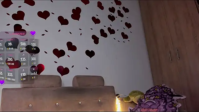 Giulia Cash online show from April 2026 02:36:01 PM