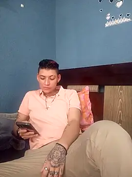 Snapshot of Quinn_tomboy chatting on February 2026 06:08:02 PM Quinn tomboy online show from February 2026 06:08:02 PM