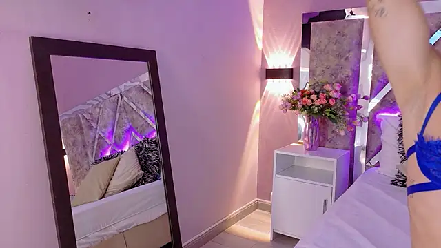 Snapshot of PerlaRogerss_ chatting on March 2026 10:29:01 AM PerlaRogerss online show from March 2026 10:29:01 AM