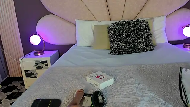 Snapshot of PerlaRogerss_ chatting on April 2026 11:22:02 AM PerlaRogerss online show from April 2026 11:22:02 AM