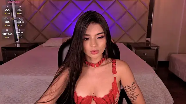 JulietteMoreau online show from June 2026 07:56:01 PM